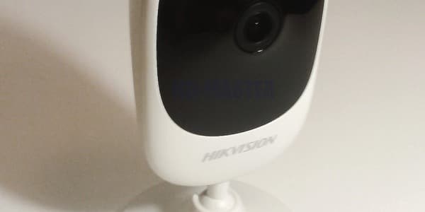 Коротка тестова IP-відеокамера Hikvision DS-2CD1402FD-IW